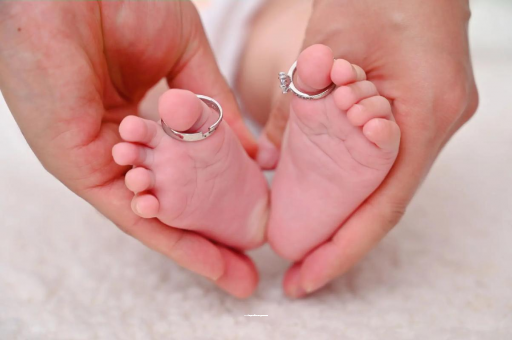 江山宝宝发烧手心比额头烫 江山宝宝发烧手心比额头烫